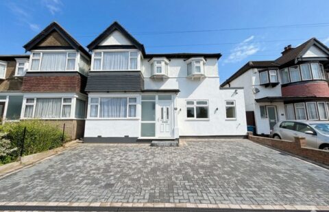5 Bedroom House