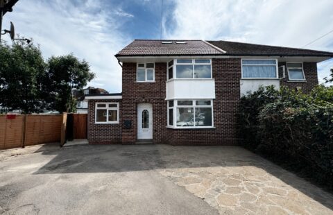6 Bedroom House